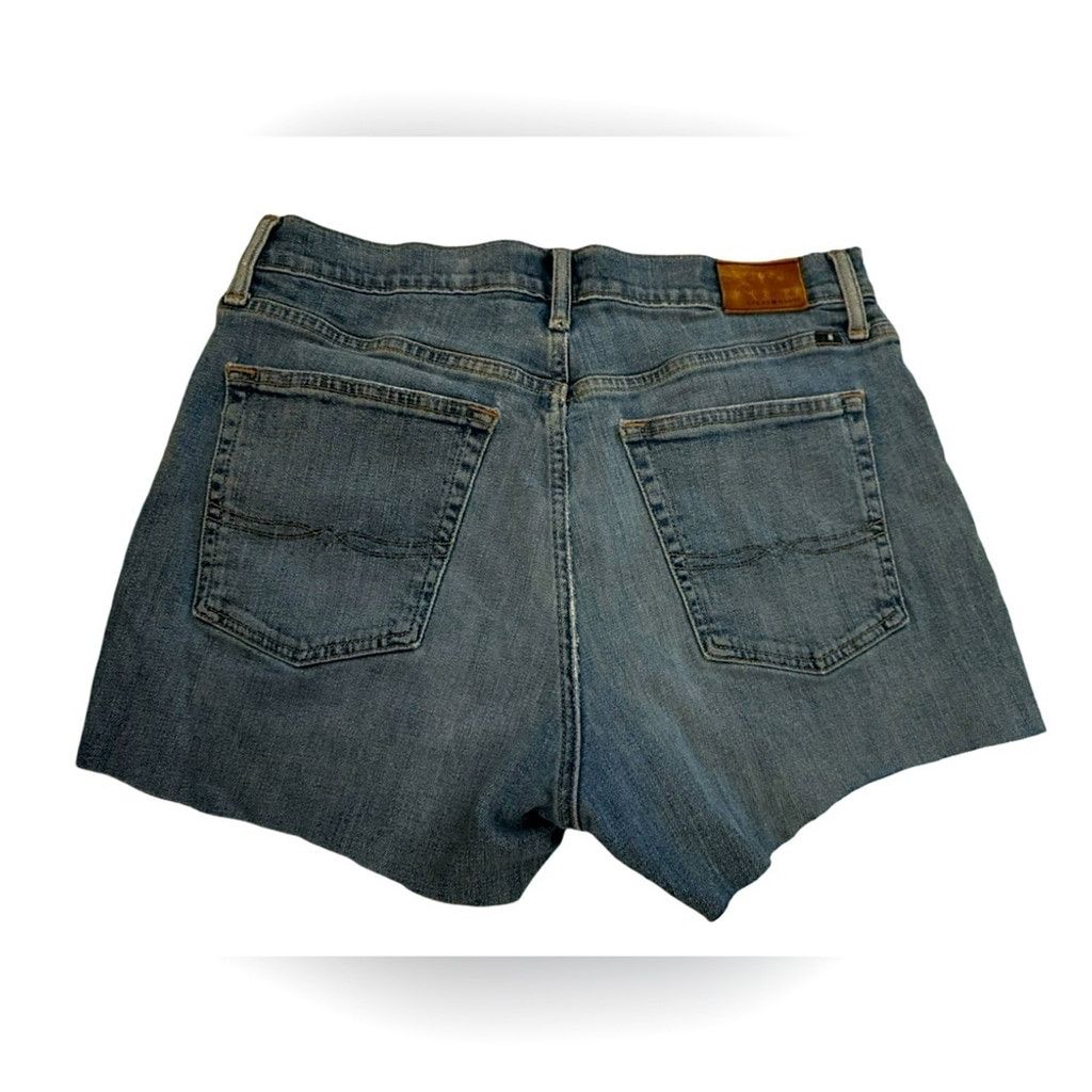 Lucky Brand Lucky Brand 181 Relaxed Jean Cut-Off Short Blue Women’s 33. Size 33" - 14 Thumbnail