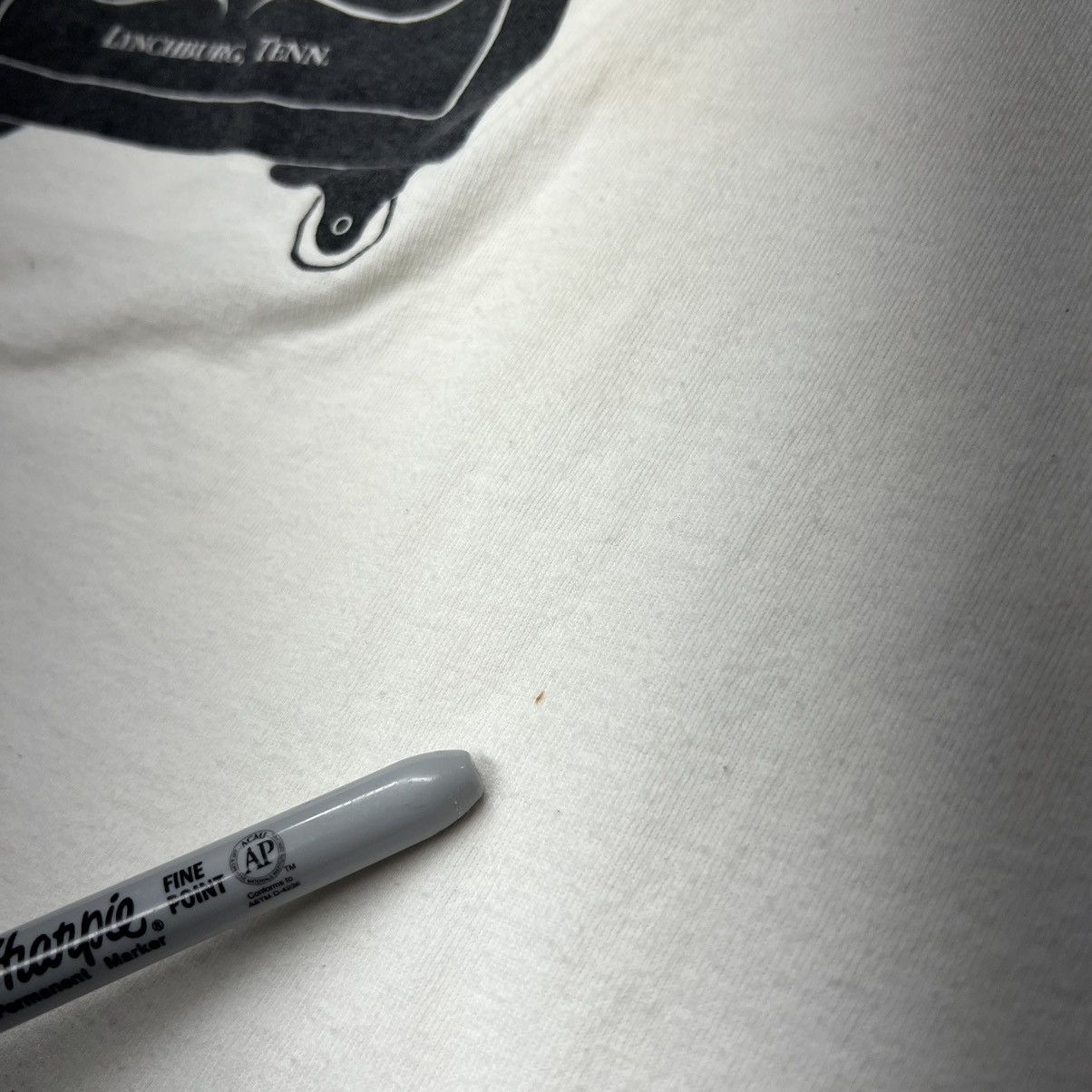 Vintage Jack Daniels Tee Shirt White Crack The Legend Safe Whiskey Size US XL / EU 56 / 4 - 20 Thumbnail