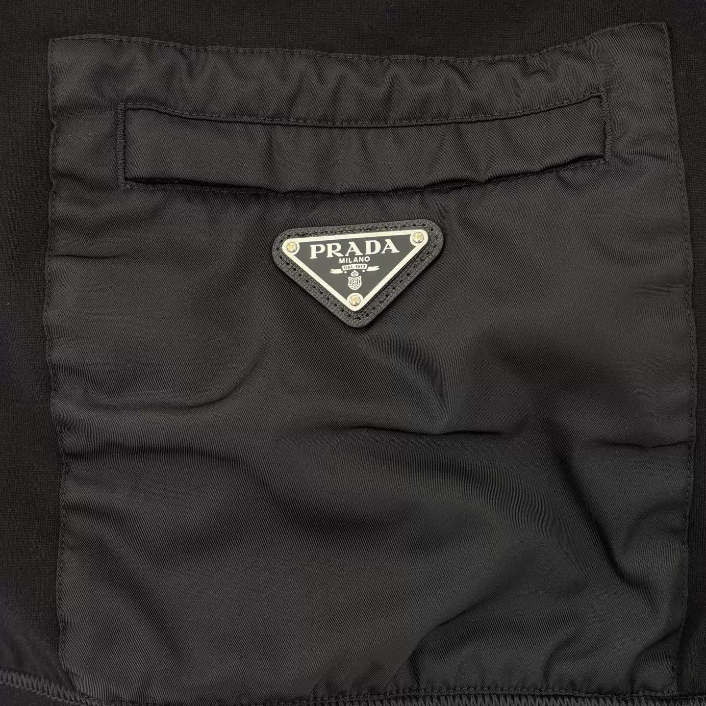 Prada Prada Nylon Pullover Sweatshirt Black XL Triangle Logo Size US XL / EU 56 / 4 - 7 Thumbnail