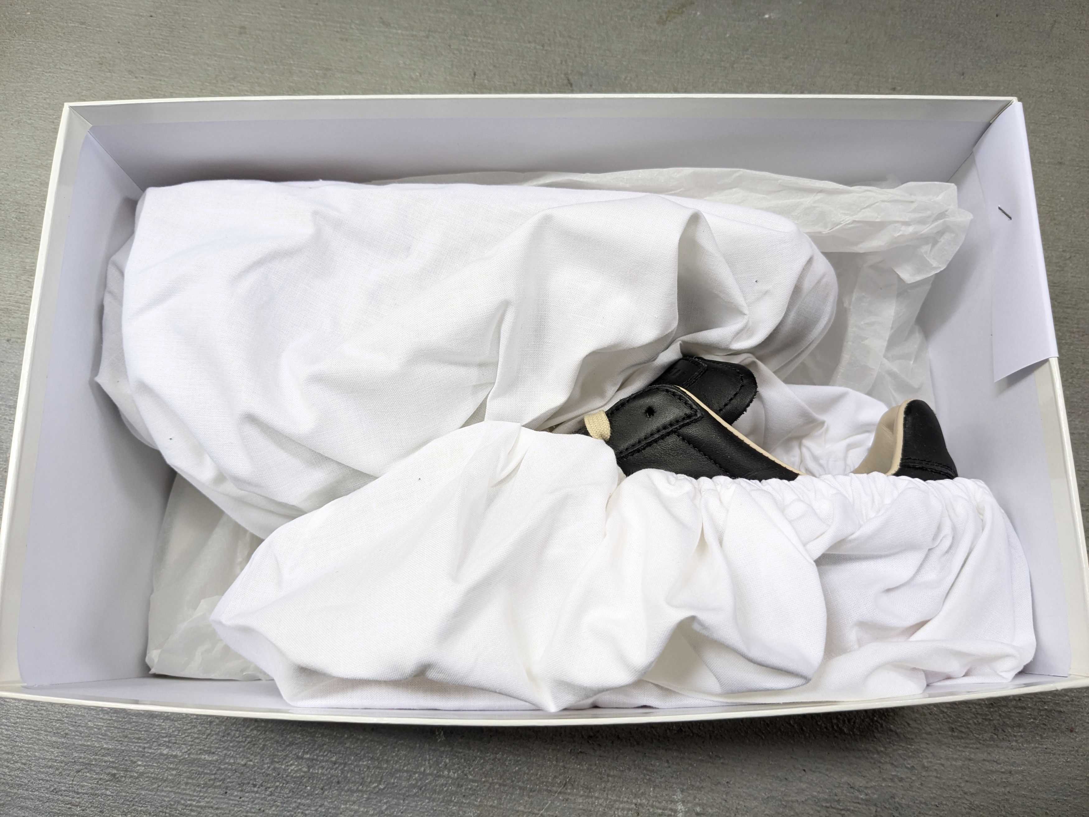 Maison Margiela Maison Margiela GAT Replica Black Orange 9 42 Leather Size US 9 / EU 42 - 21 Thumbnail