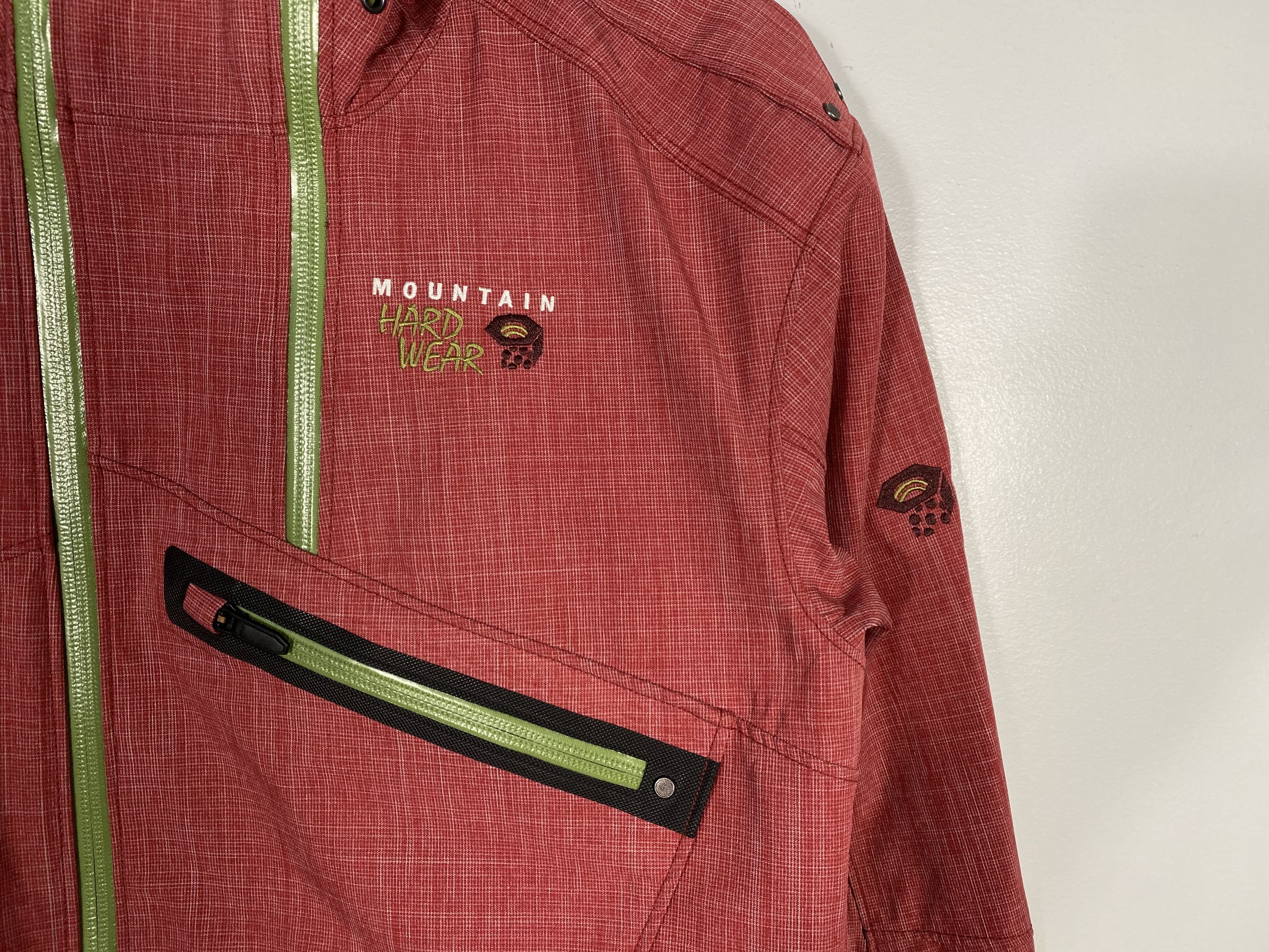 Mountain Hardwear Mountain Hardwear Dry.Q Asymmetric Water Proof Jacket Size US S / EU 44-46 / 1 - 3 Thumbnail