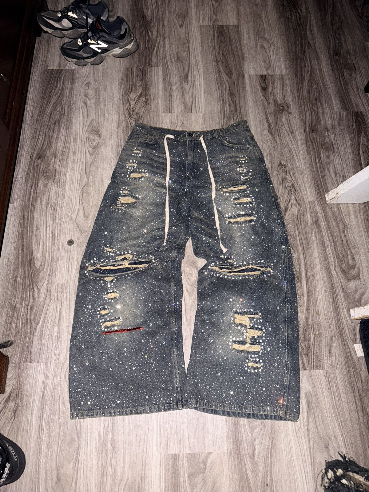 Vale VALE VVS RHINESTONE PANTS Size US 32 / EU 48 - 1 Thumbnail