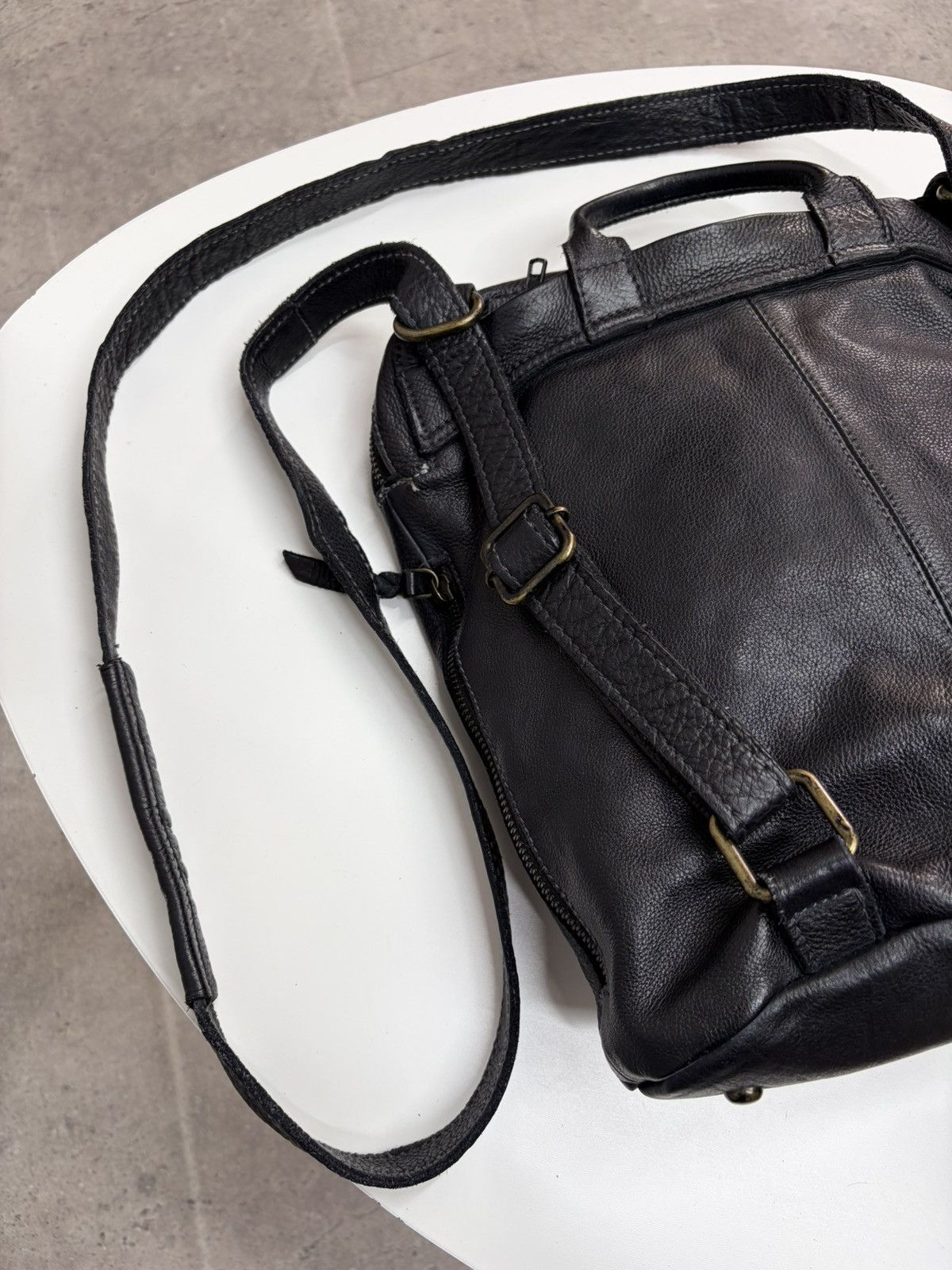 KMRii Vintage Leather Backpack Shoulder Bag 2Way Y2K Distressed Size ONE SIZE - 11 Thumbnail