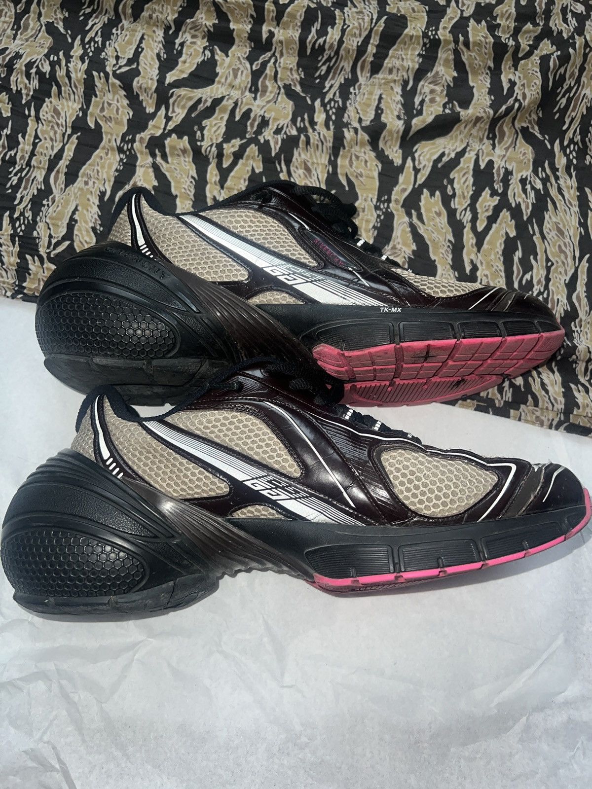 Givenchy Givenchy TK-MX Sneakers Size US 10 / EU 43 - 2 Thumbnail