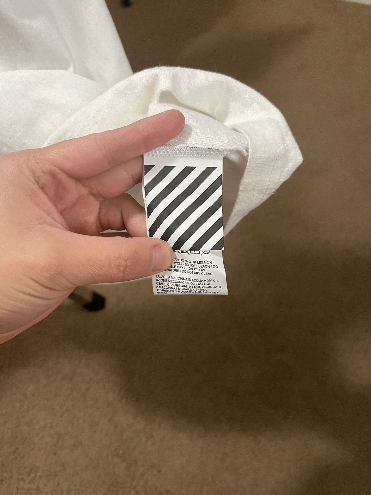 Off-White × Virgil Abloh Off-White x Simpsons Size US M / EU 48-50 / 2 - 5 Thumbnail