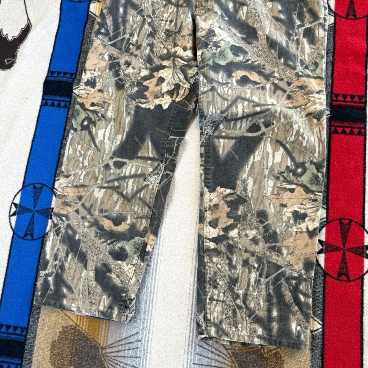 Vintage VINTAGE Cabela’s Jeans Camouflage 36x30 Men Mossy Oak Break Up Camouflage Hunting Outdoor 90s Camouflage Style Straight Size US 36 / EU 52 - 4 Thumbnail