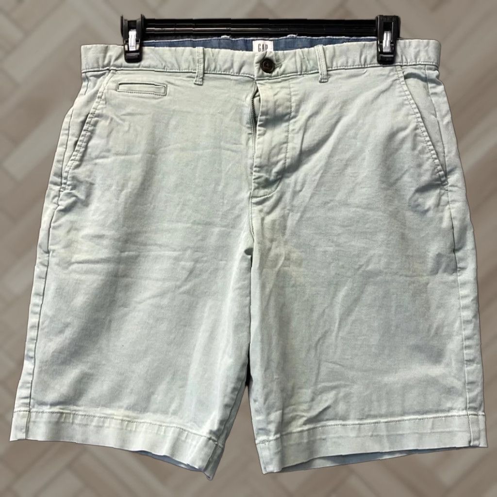 Gap Gap Classic Fit Chino Shorts Mens Size 33 Light Aqua Casual 10" Inseam Size US 33 - 1 Thumbnail
