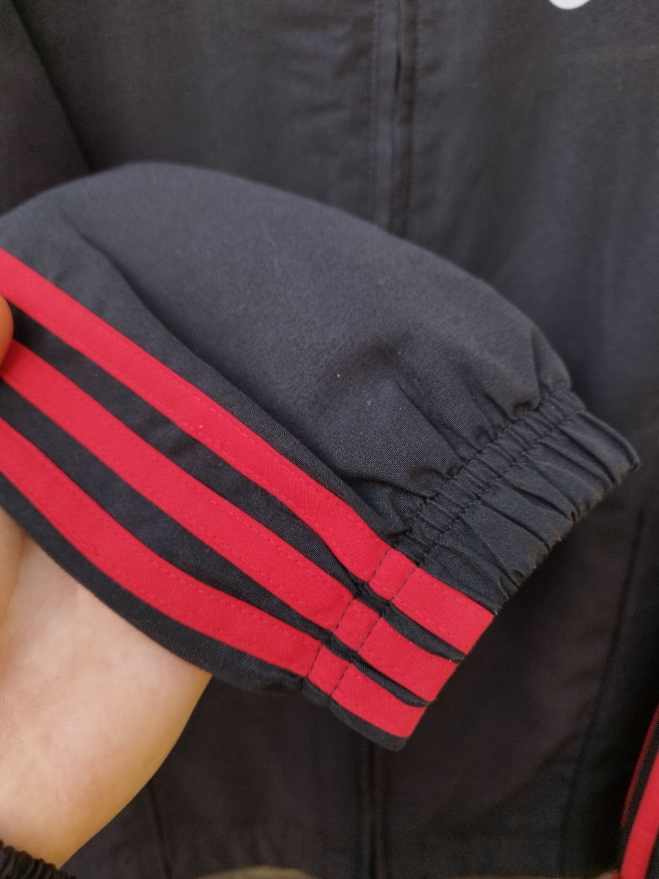 Adidas Vintage adidas Liverpool FC Track Jacket Windbreaker Size US S / EU 44-46 / 1 - 8 Thumbnail