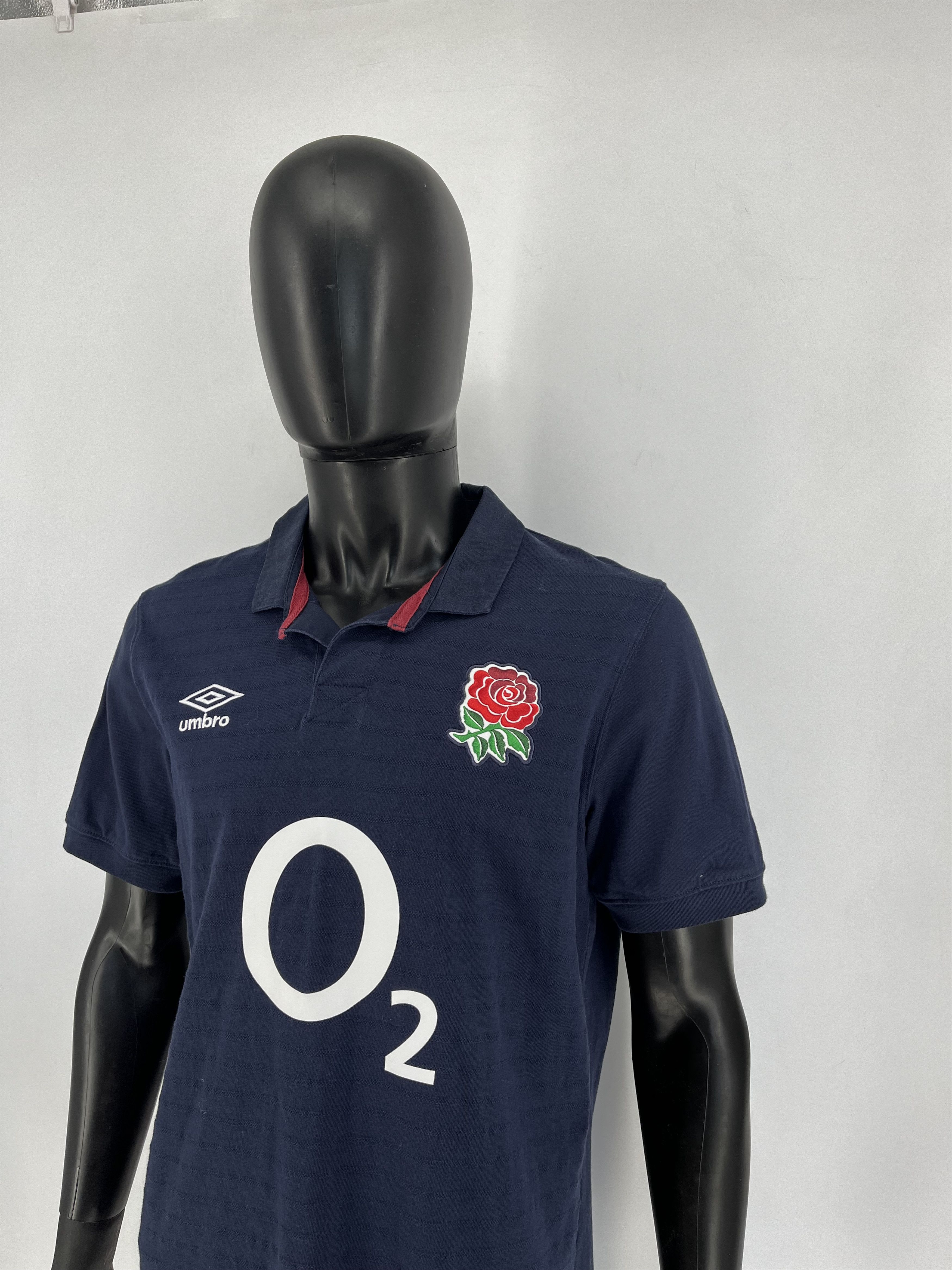 Umbro Umbro England League O2 Rugby Jersey Shirt Men’s Size L Size US L / EU 52-54 / 3 - 8 Thumbnail