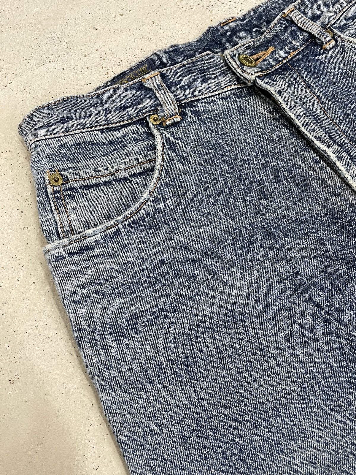 Edwin × Vintage Vintage Edwin Scovil Button Size US 31 - 6 Thumbnail