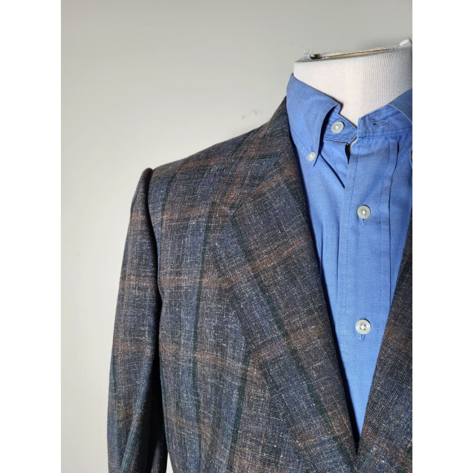 Vintage VINTAGE Fox Bros Sport Coat Blazer Jacket - 80s 40S Wool Tweed Plaid Notch Lapel Single-Breasted 3-Button Inner Pockets Regular Mens Size 40R - 3 Thumbnail
