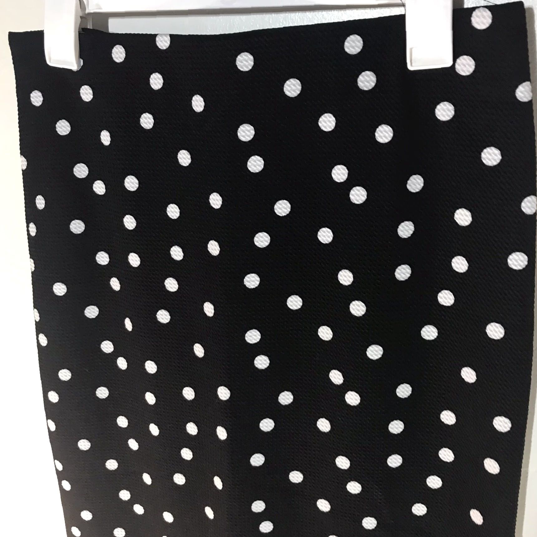 Vintage Tacera Black W-Wht Polka Dots Textured Pull On Midi Skirt Womens Size M Size 32" / US 10 / IT 46 - 2 Thumbnail
