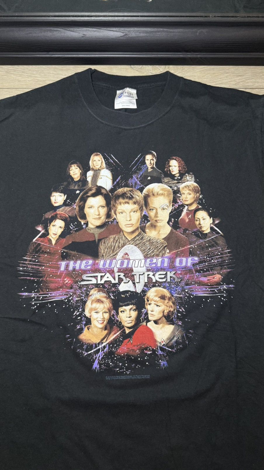 Giant Vintage / Y2K Star Trek “The Women Of Star Trek” Movie Size US M / EU 48-50 / 2 - 2 Thumbnail