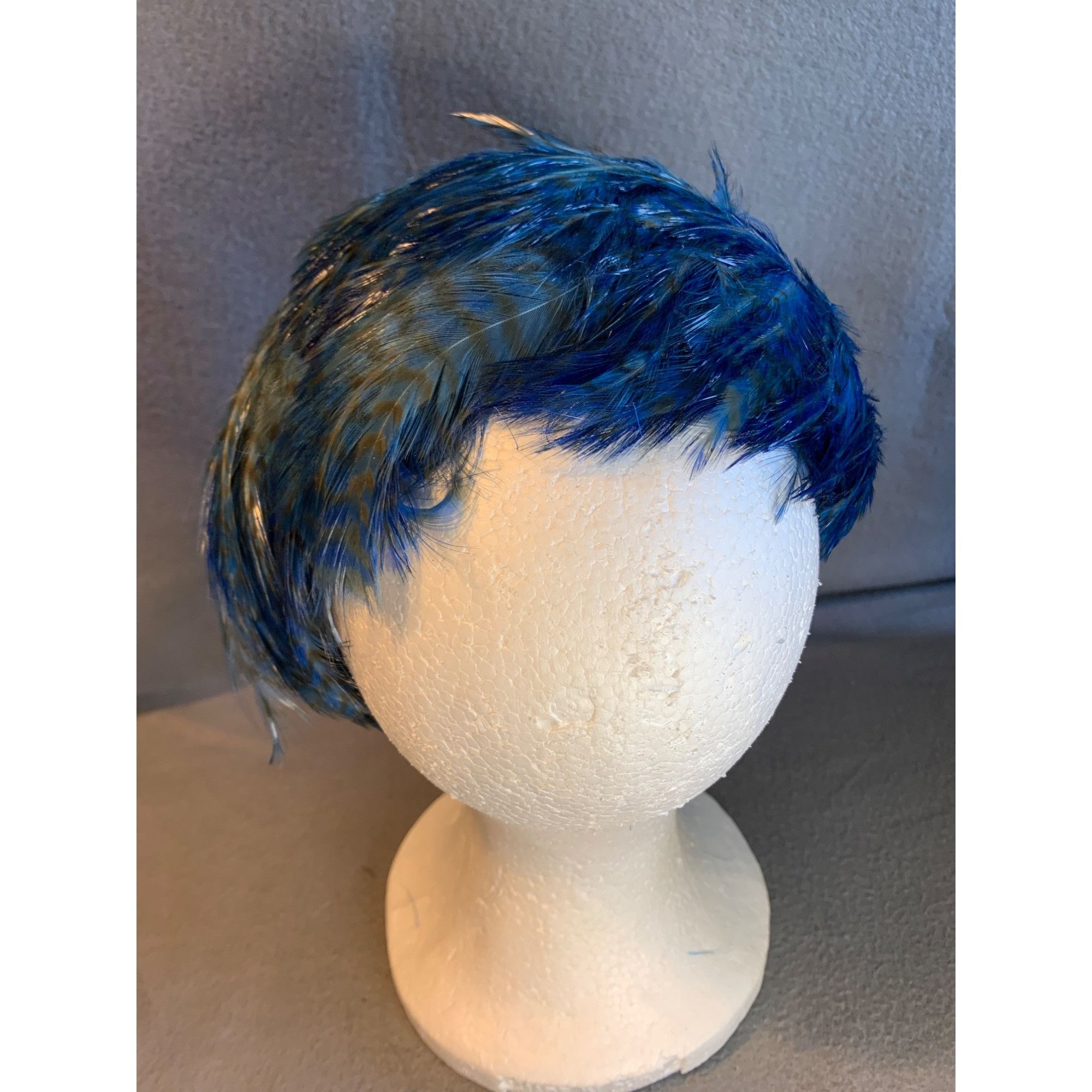 Other Ladies Blue Feathers Hat Vintage Size ONE SIZE - 6 Thumbnail