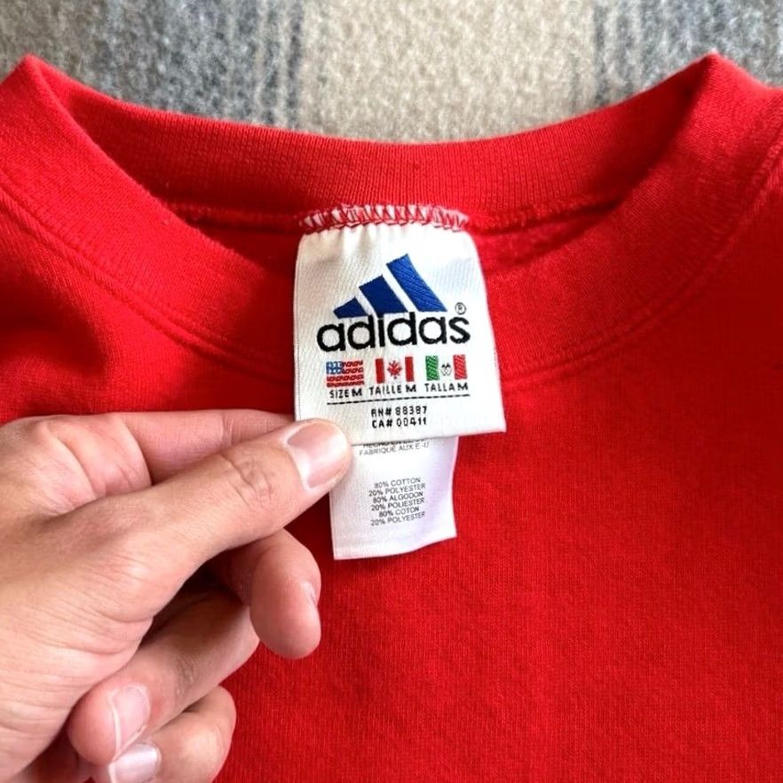 Adidas VINTAGE 90s Adidas Red Crewneck Sweatshirt Size Medium Made In USA Mens Size US M / EU 48-50 / 2 - 3 Thumbnail