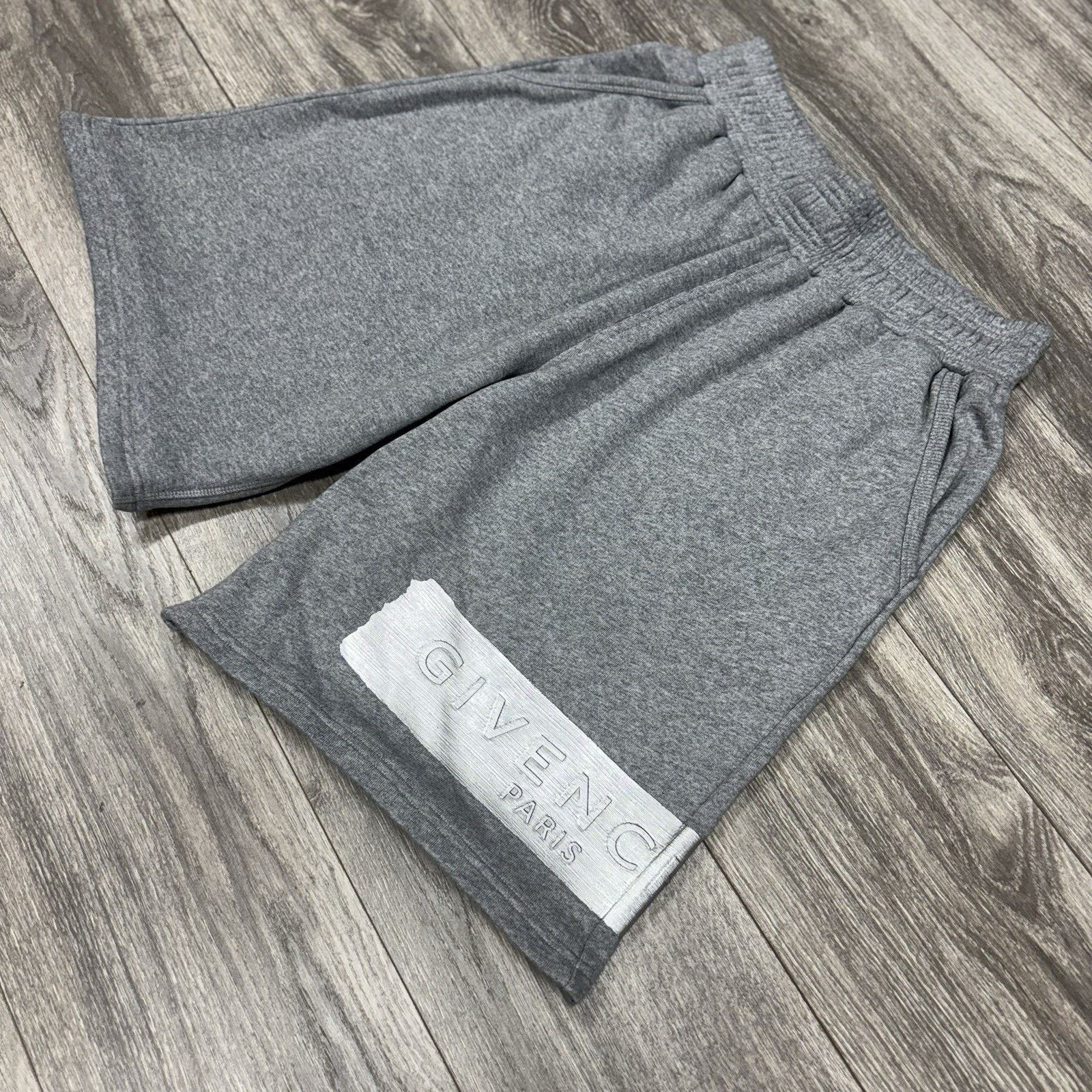 Givenchy Givenchy Latex Band Shorts ' Light Grey Melange ' | NEW! Size US 34 / EU 50 - 5 Thumbnail