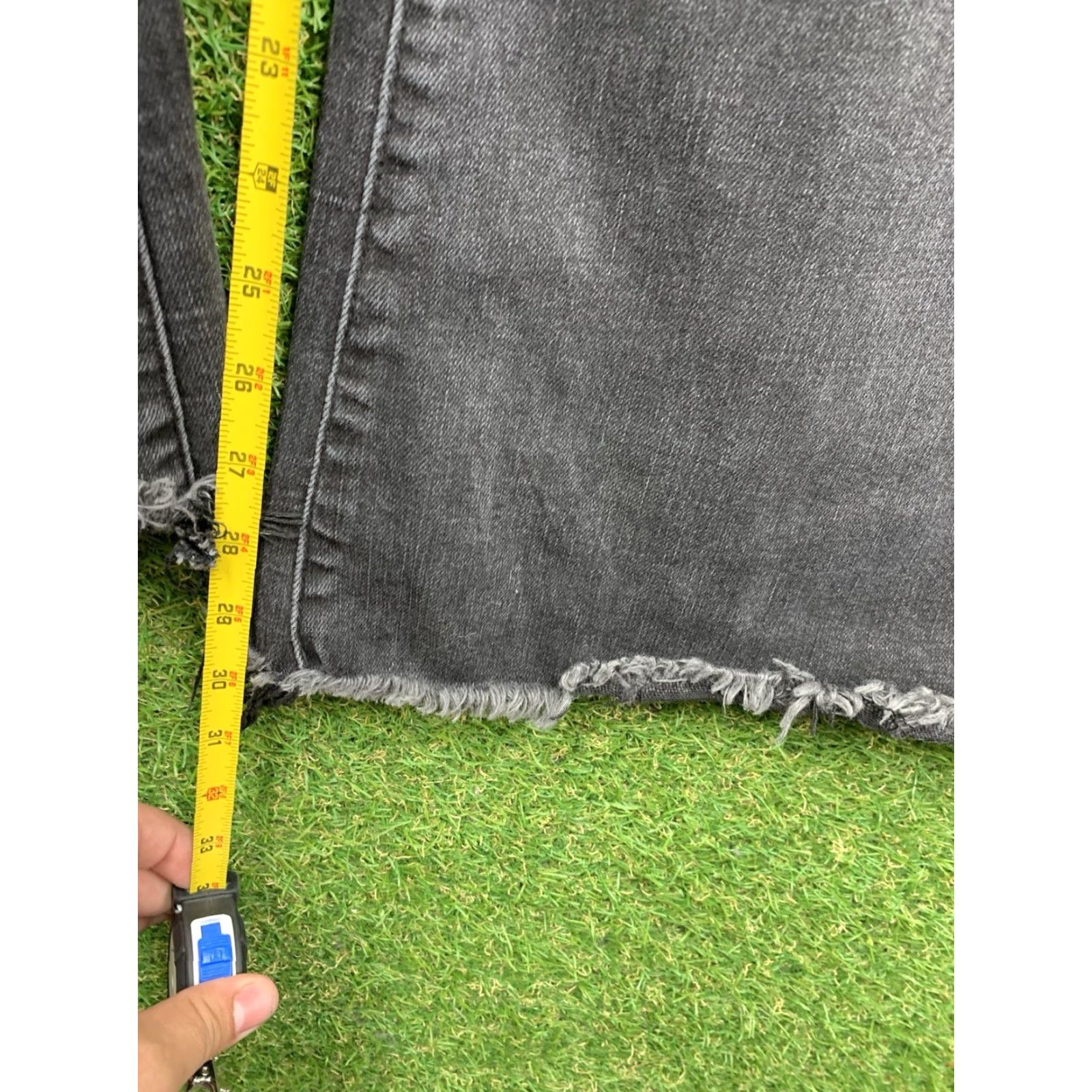 Vintage Risen Jeans Womens 3XL Distressed Flare High Rise Stretch Raw Hem Black Denim Size 40" / US 18 - 6 Thumbnail