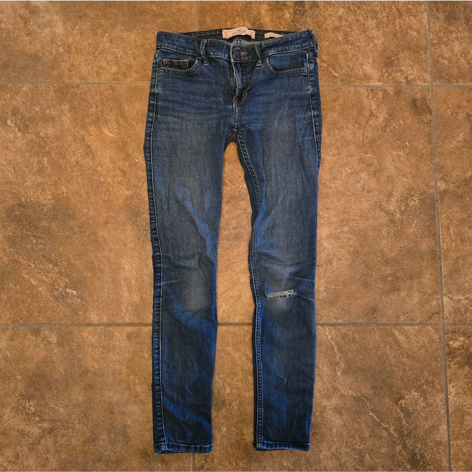 Hollister Dark Denim | HOLLISTER | Low Super Skinny Jean Size 25" / US 0 / IT 36 - 1 Thumbnail