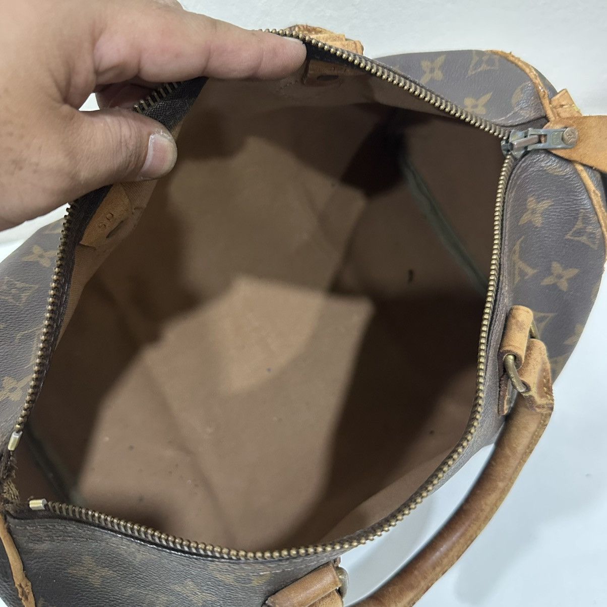 Louis Vuitton ‼️LASTDROP‼️ VINTAGE LOUIS VUITTON MONOGRAM SPEEDY 30 BAG Size ONE SIZE - 6 Thumbnail