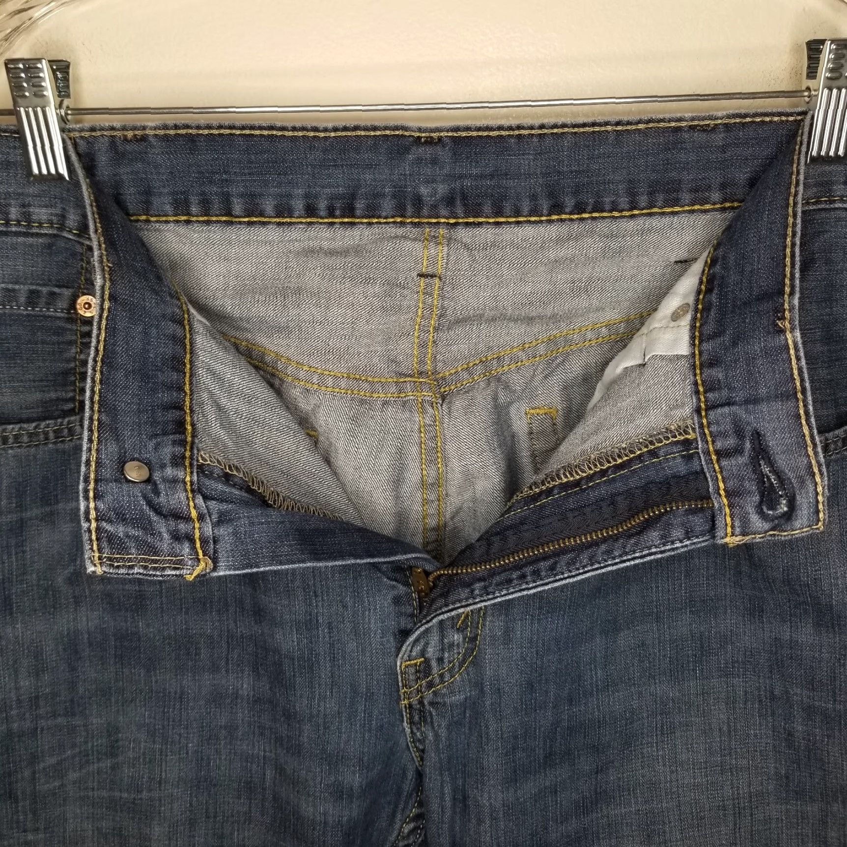 Levi's Levi's 559 Jeans Men Straight 38x30 Blue Denim Accessories? (Note: This seems off) Size US 38 / EU 54 - 3 Thumbnail