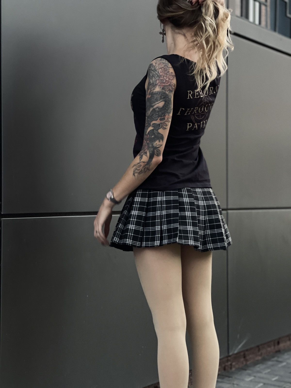 Band Tees As I Lay Dying "Shaped by Fire" Womens Black Tank Top Size M Size M / US 6-8 / IT 42-44 - 6 Thumbnail