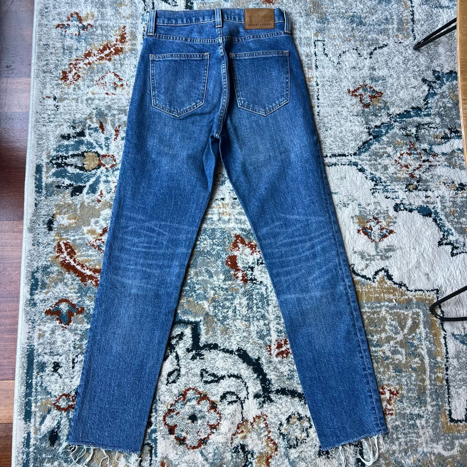 Aritzia Denim Forum The Yoko High Rise Slim size 25 blue Size 25" / US 0 / IT 36 - 6 Thumbnail
