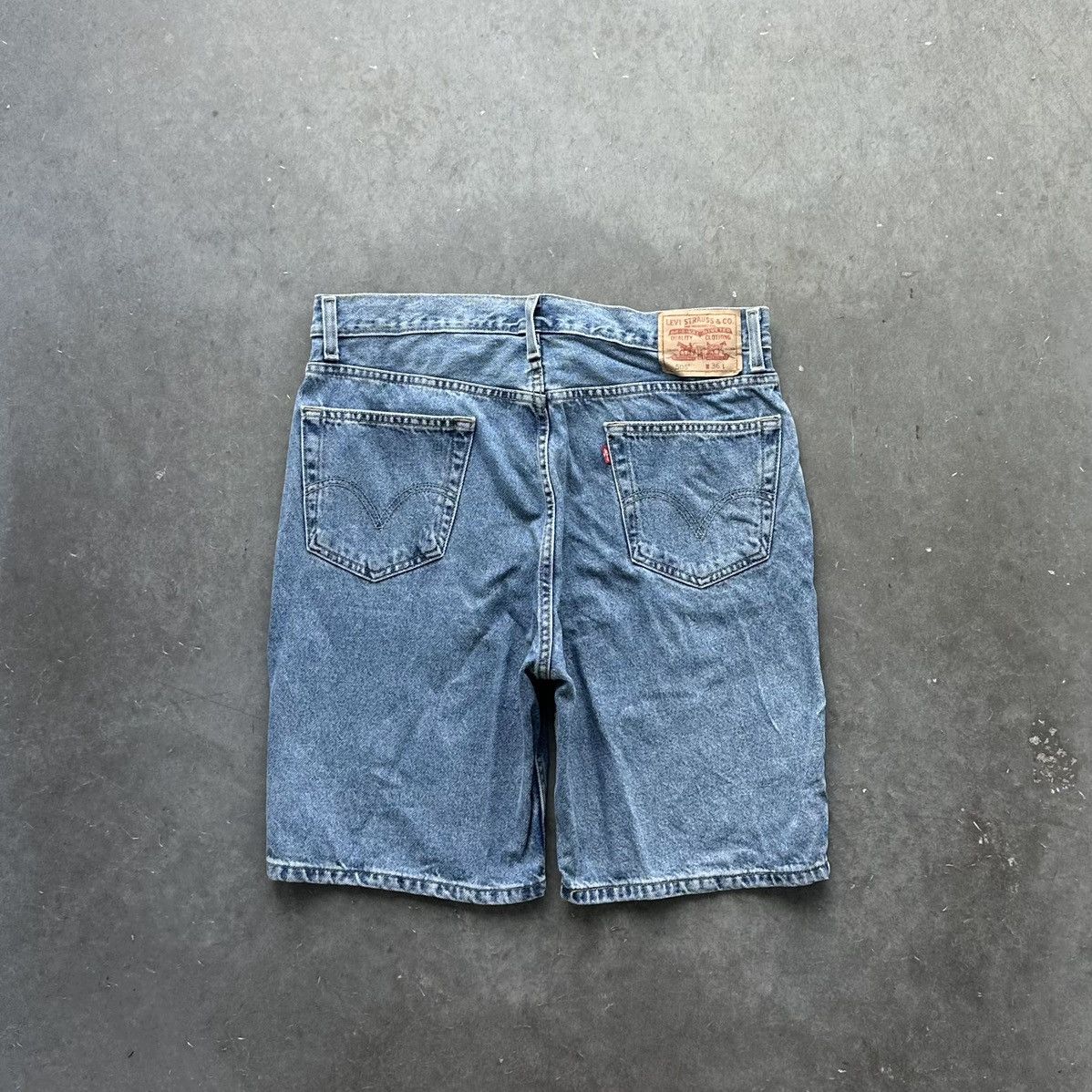 Vintage Y2K Levi’s 505 retailer Denim