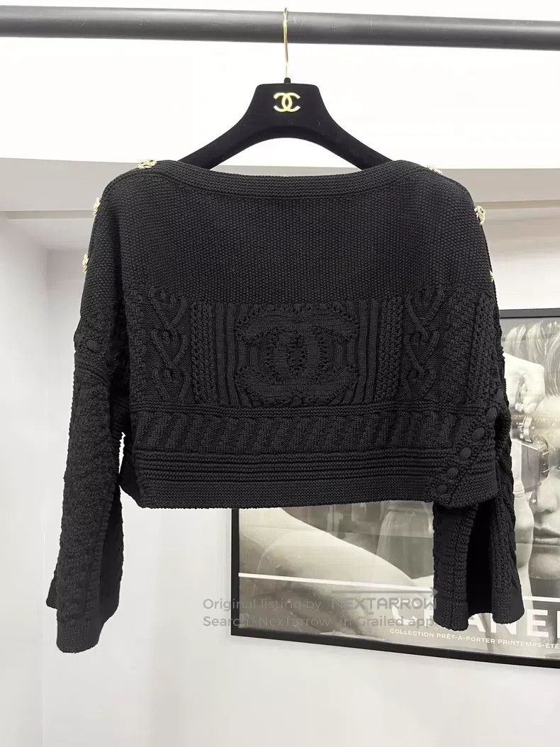 Chanel Chanel Black one-shoulder knitted sweater Size XXS / US 00 / IT 34 - 1 Thumbnail