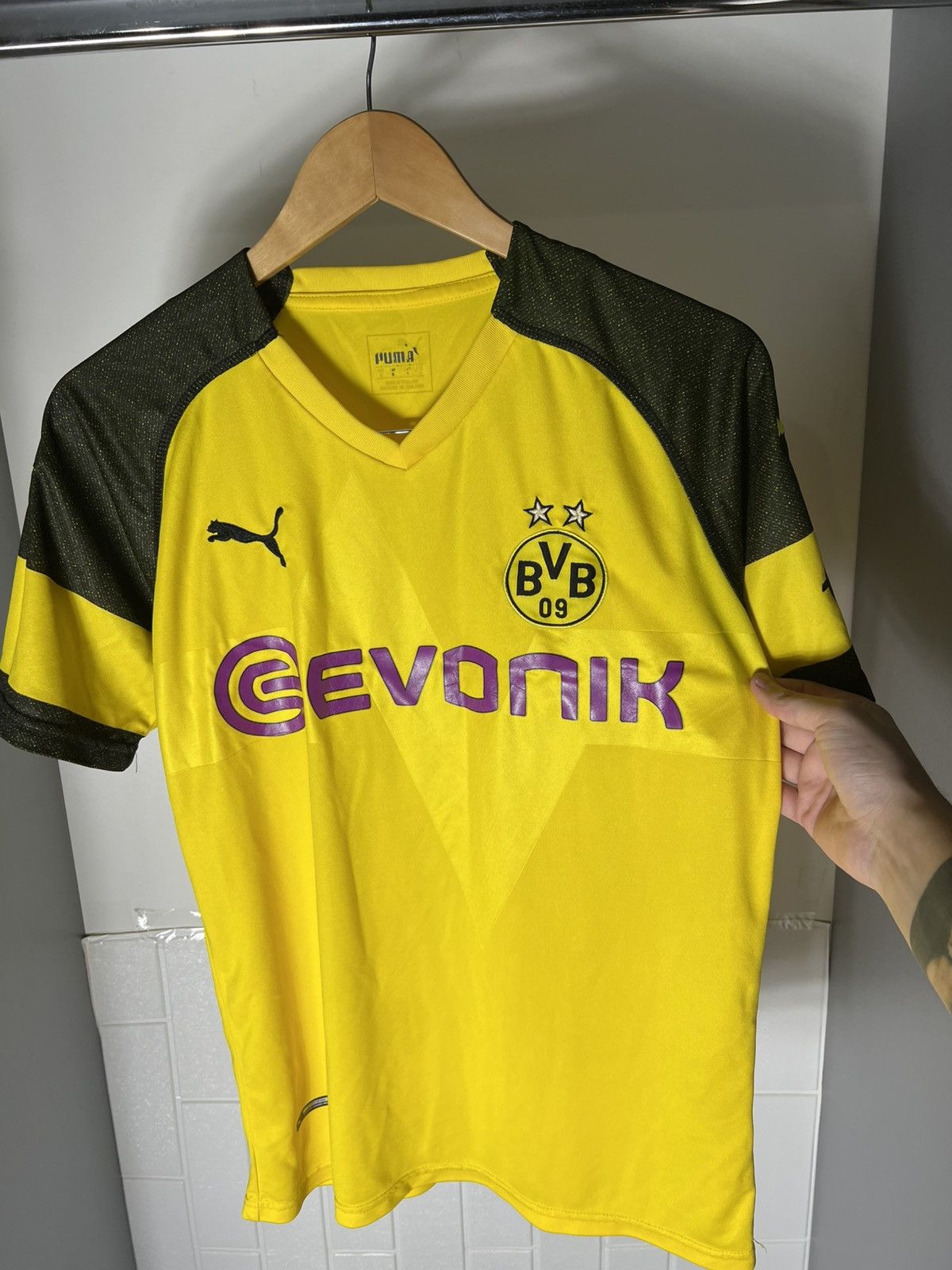 Puma VINTAGE PUMA FC BORUSSIA DORTMUND GERMANY SOCCER JERSEY RETRO Y2K 90s Size US S / EU 44-46 / 1 - 10 Thumbnail