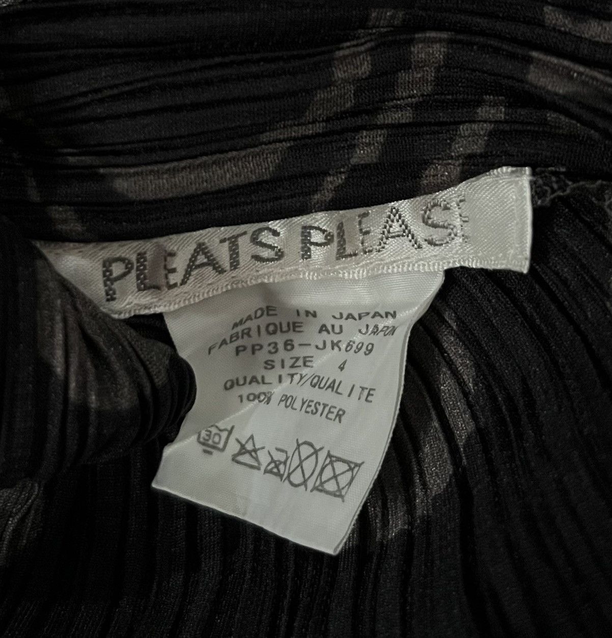Issey miyake pleats please two tone abstract print tee
