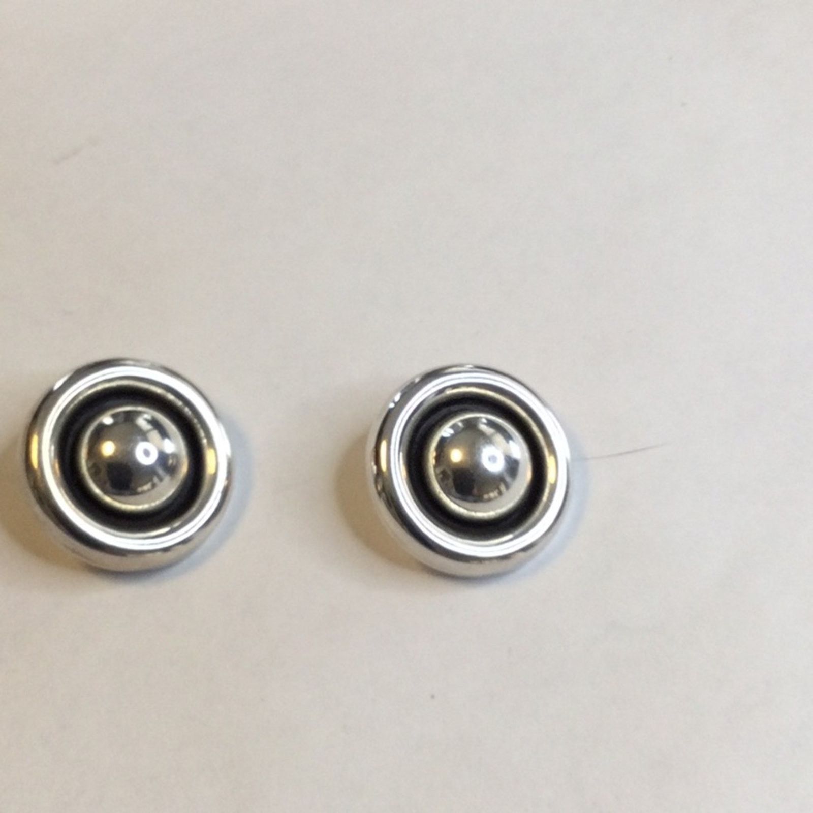 Other Sterling Silver & Black Vintage Round Clip-On Earrings Size ONE SIZE - 13 Thumbnail
