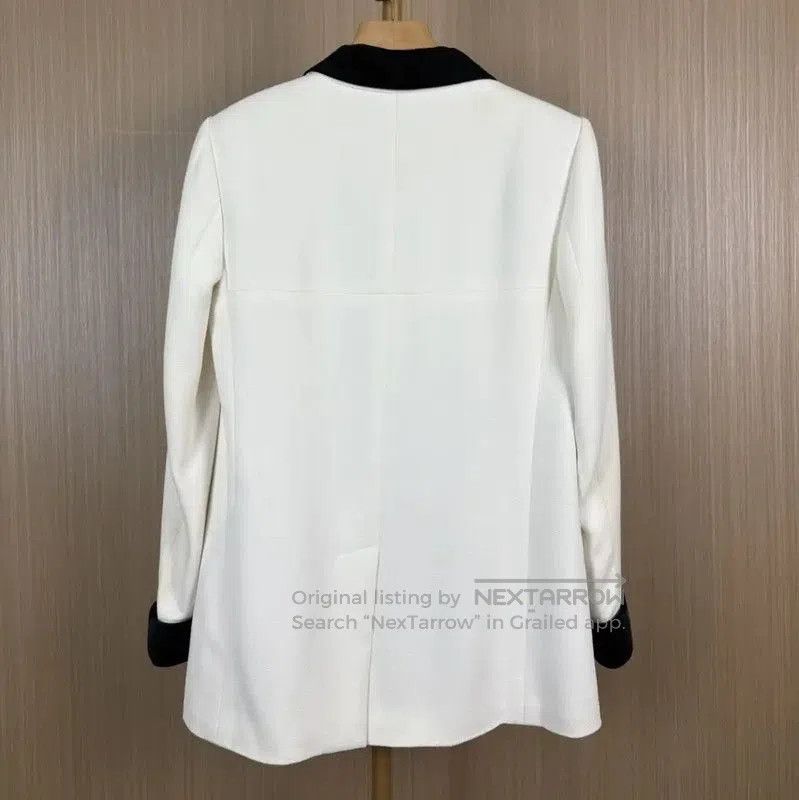 Chanel Chanel White Silk Women's Jacket . Size M / US 6-8 / IT 42-44 - 2 Thumbnail