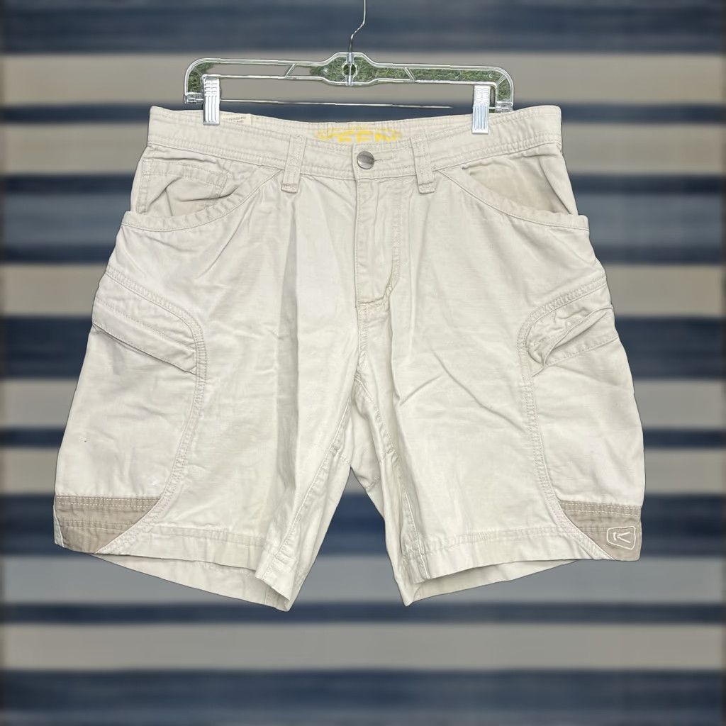 KEEN KEEN Cargo Shorts Mens 32 Outdoor Hiking Cotton Nylon Blend Cargo Outdoor Travel Set Beige 32x9 Pocket Pockets Summer Spring Mens Size US 32 / EU 48 - 1 Thumbnail