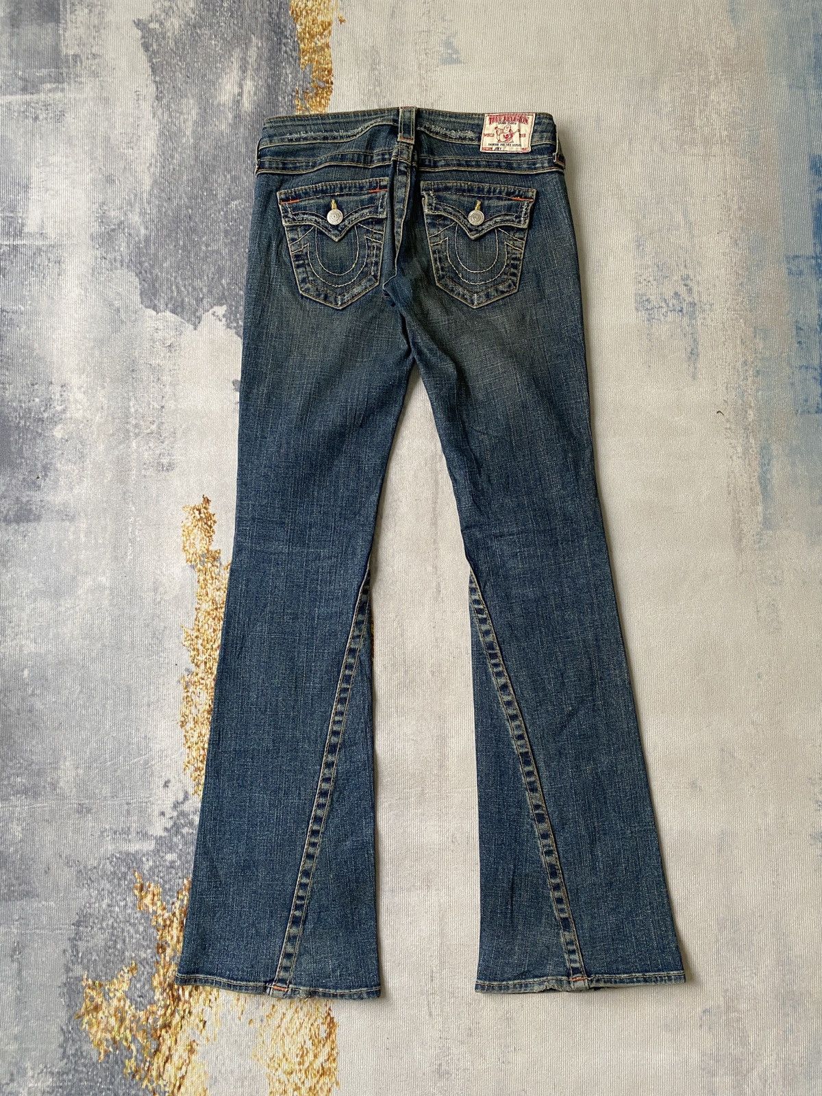 True Religion True Religion Low Rise Flare Denim Size US 26 / EU 42 - 5 Thumbnail