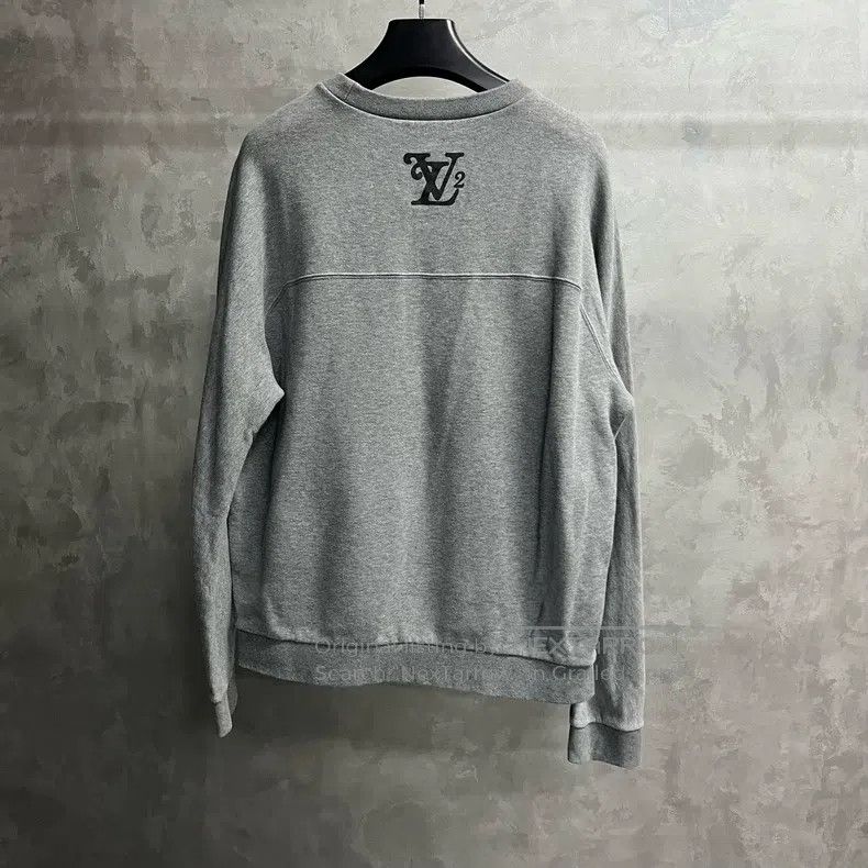 Louis Vuitton Louis Vuitton Grey casual pullover sweatshirt Size US XL / EU 56 / 4 - 5 Thumbnail