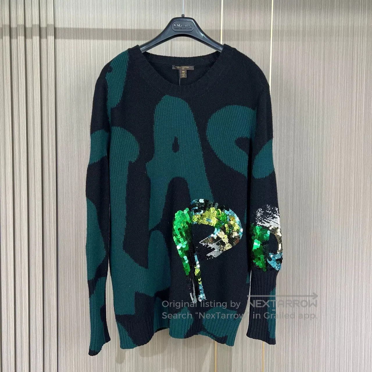 Louis Vuitton louis vuitton sequined knit sweatshirt. Size XS / US 0-2 / IT 36-38 - 1 Thumbnail