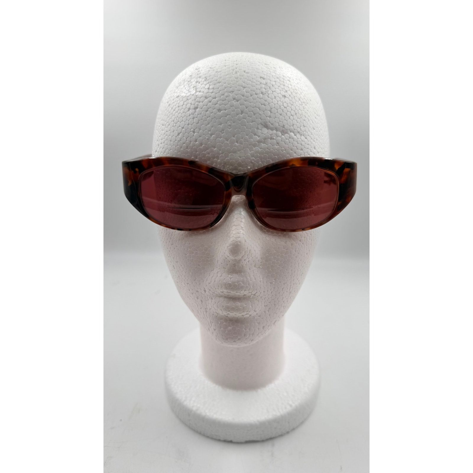 Oscar De La Renta Oscar Oscar de la Renta Sunglasses Frame Brown Tortoise Size ONE SIZE - 1 Thumbnail
