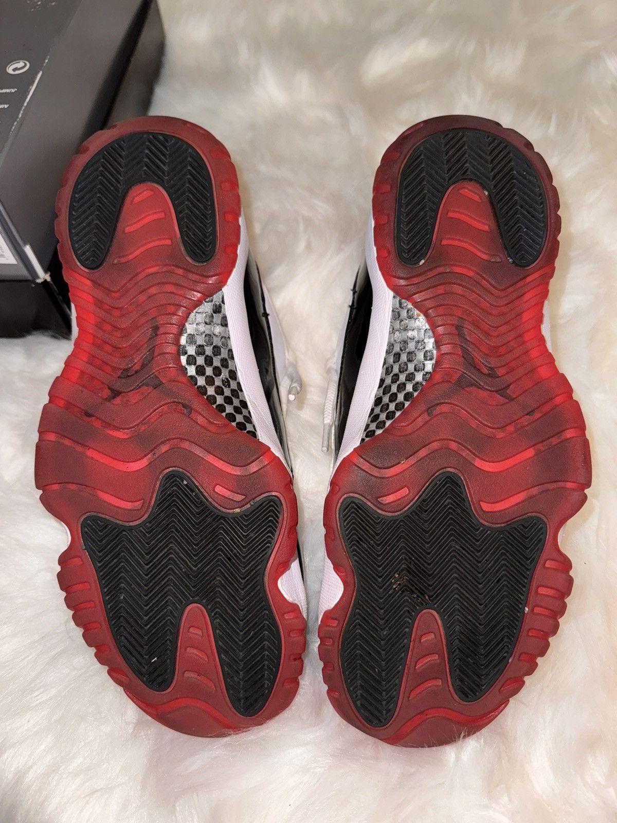 Jordan Brand Air Jordan 11 Retro Low GS ‘Concord-Bred’ Size US 8.5 / EU 41-42 - 7 Thumbnail