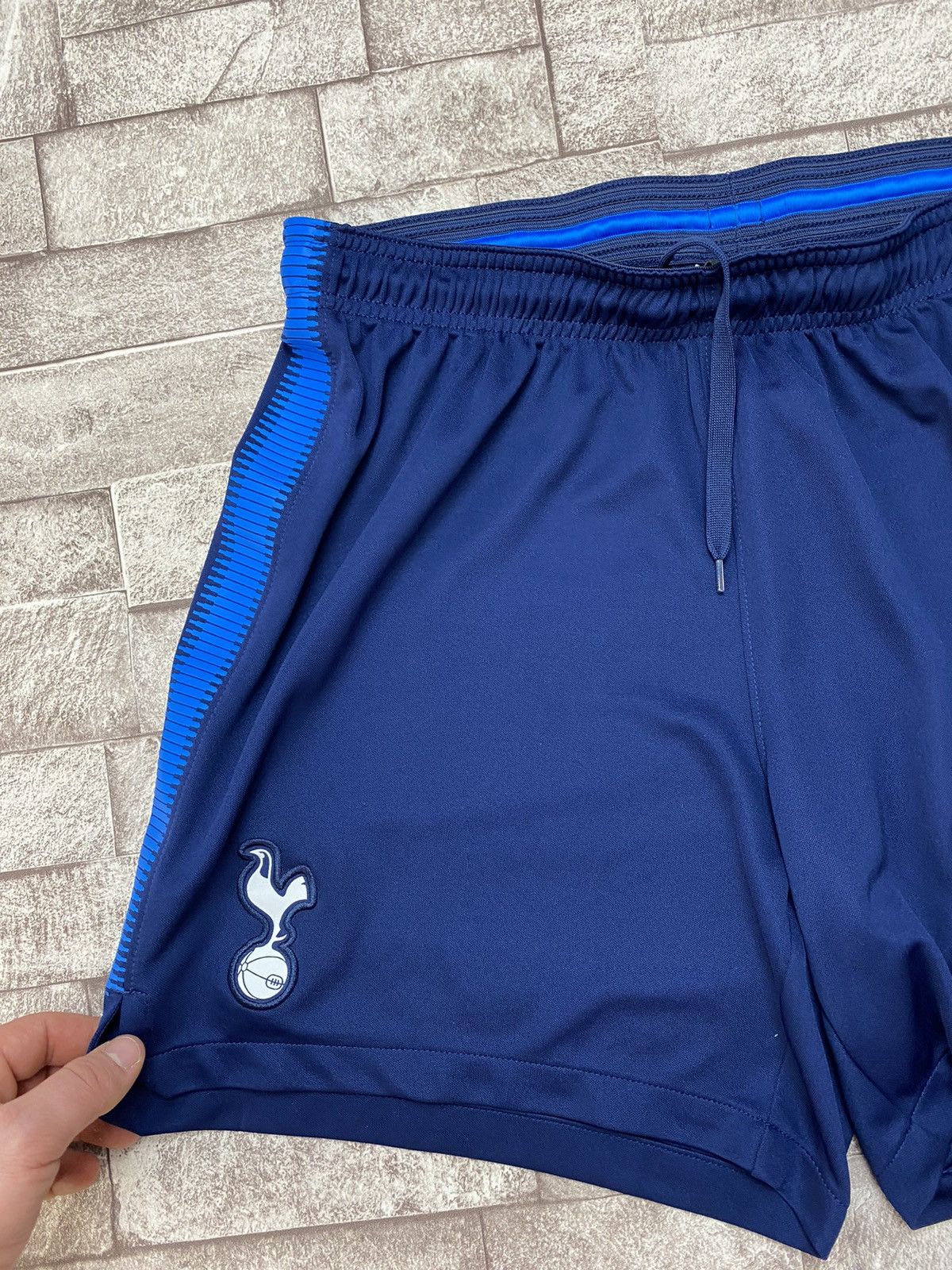 Nike × Vintage Y2k Nike Tottenham Hotspur 2016\2017 3rd shorts ( Size M) Size US 32 / EU 48 - 6 Thumbnail