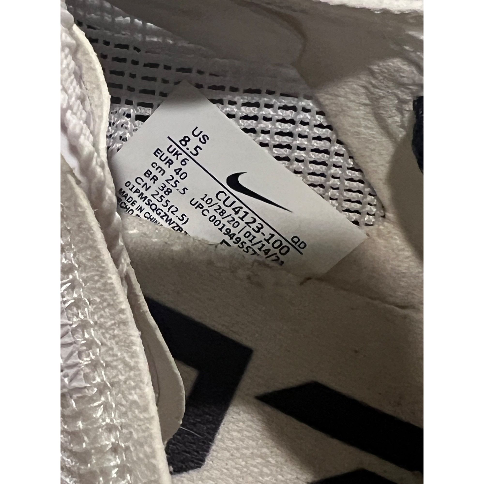 Nike Nike ZOOMX VAPORFLY NEXT% 2 'WHITE METALLIC SILVER' Shoes - Size US 8.5 / EU 41-42 - 7 Thumbnail