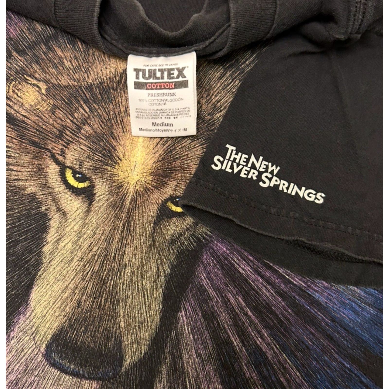 Vintage VINTAGE Nature Wolf Art Tee 90s Black Mens Size Medium VTG Shirt Size US M / EU 48-50 / 2 - 2 Thumbnail