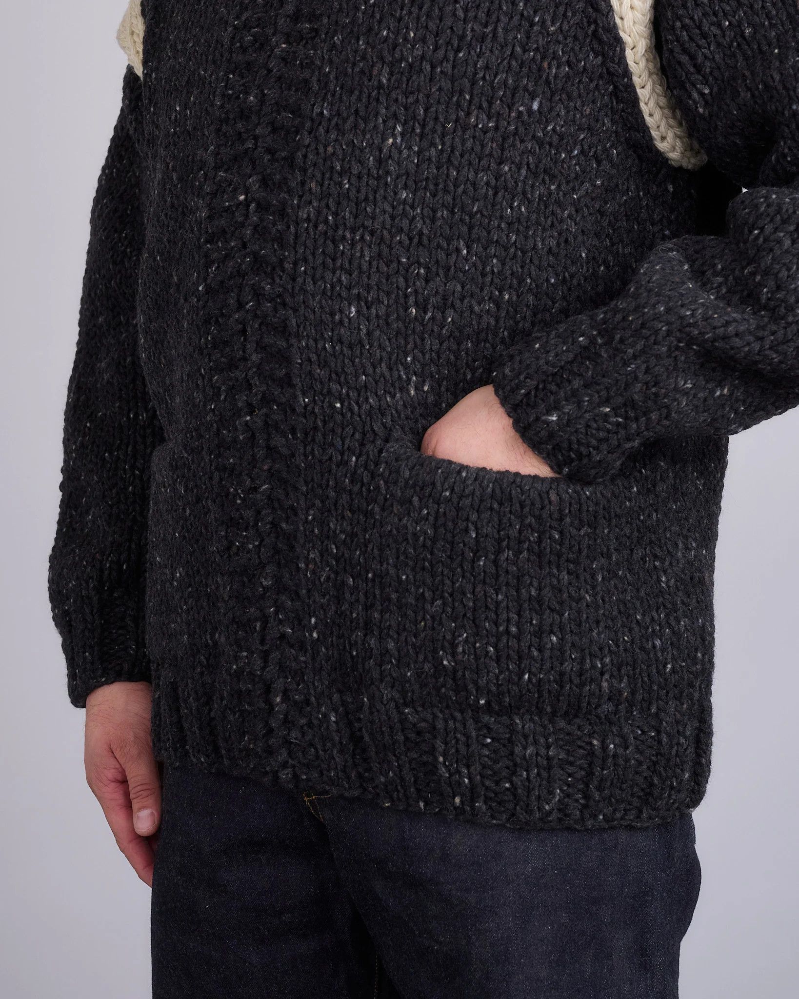 Visvim o1mle0725 Cowichan Hand Knit Cardigan in Black Size US M / EU 48-50 / 2 - 5 Thumbnail