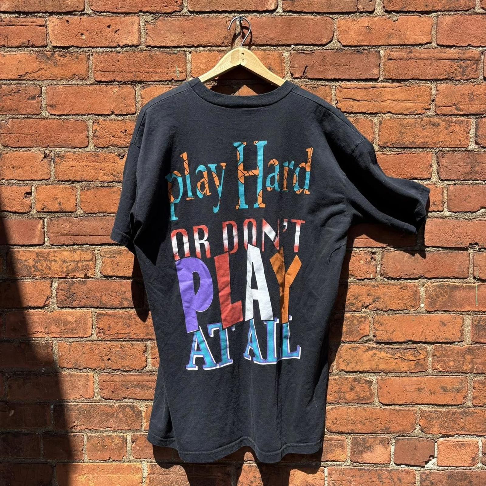 Other vintage looney tunes basketball dunk novel tees t shirt 1996 Size US XL / EU 56 / 4 - 4 Thumbnail