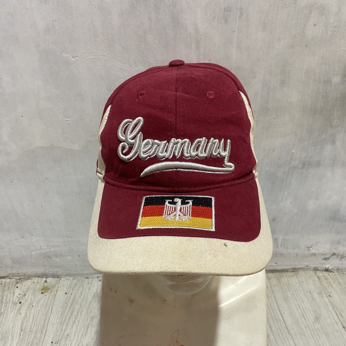 Other Vintage germany full embroidery cap Size ONE SIZE - 1 Thumbnail