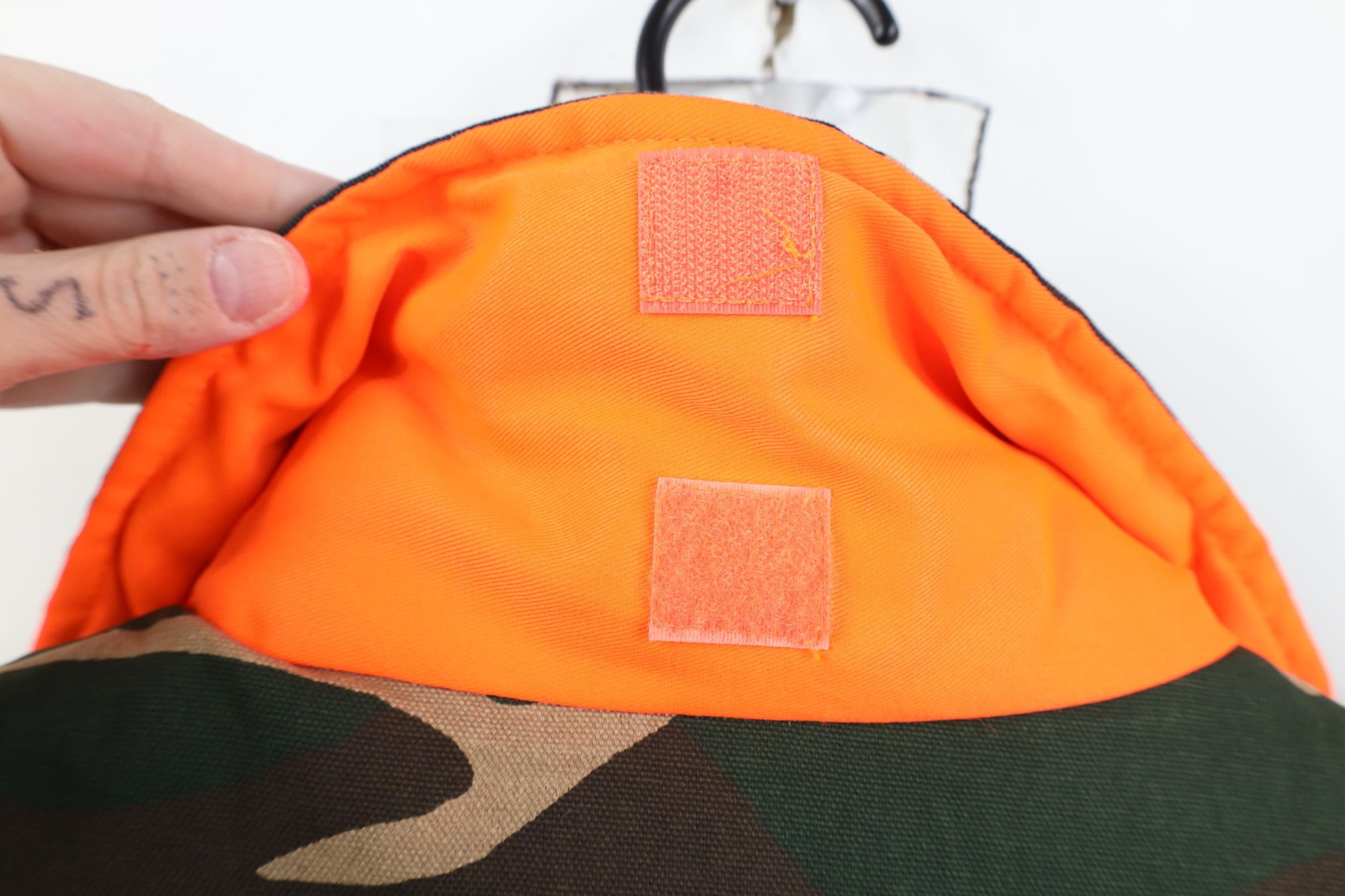 Vintage Vintage 90s Streetwear Reversible Boxy Puffer Vest Jacket Size US L / EU 52-54 / 3 - 12 Thumbnail