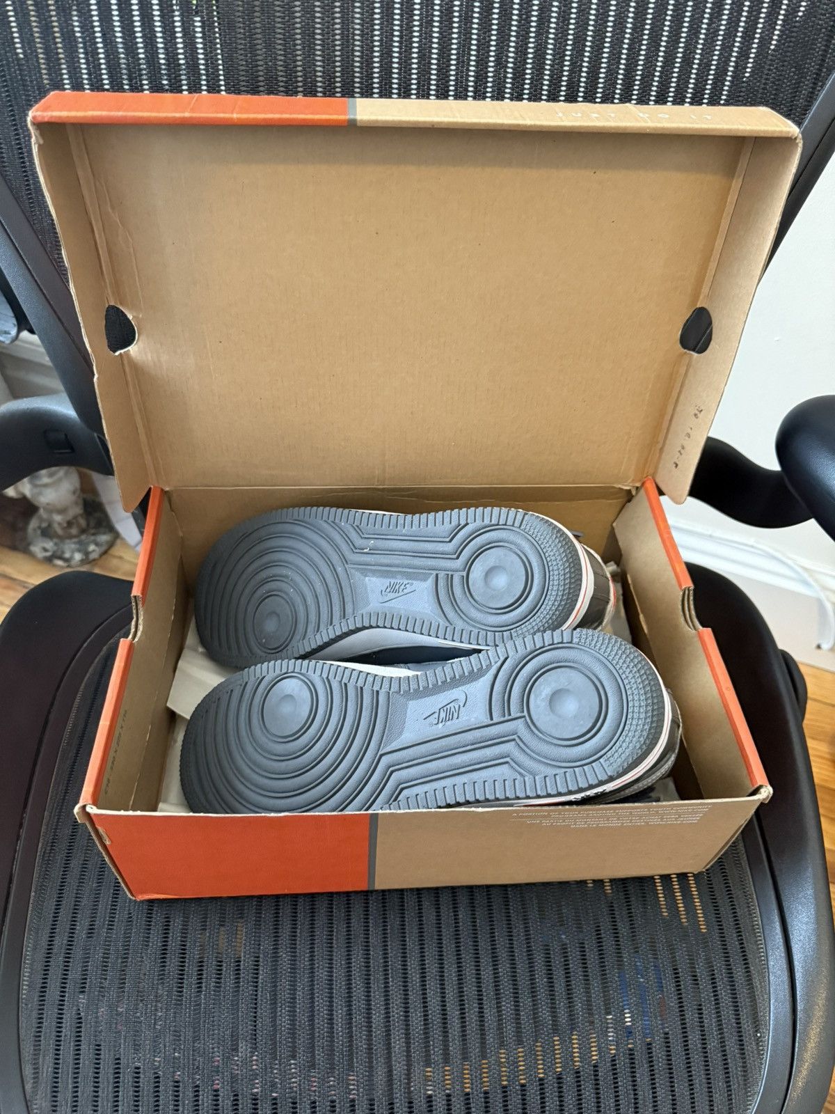 Nike Nike Air Force 1s MID 2005 Size US 9.5 / EU 42-43 - 3 Thumbnail