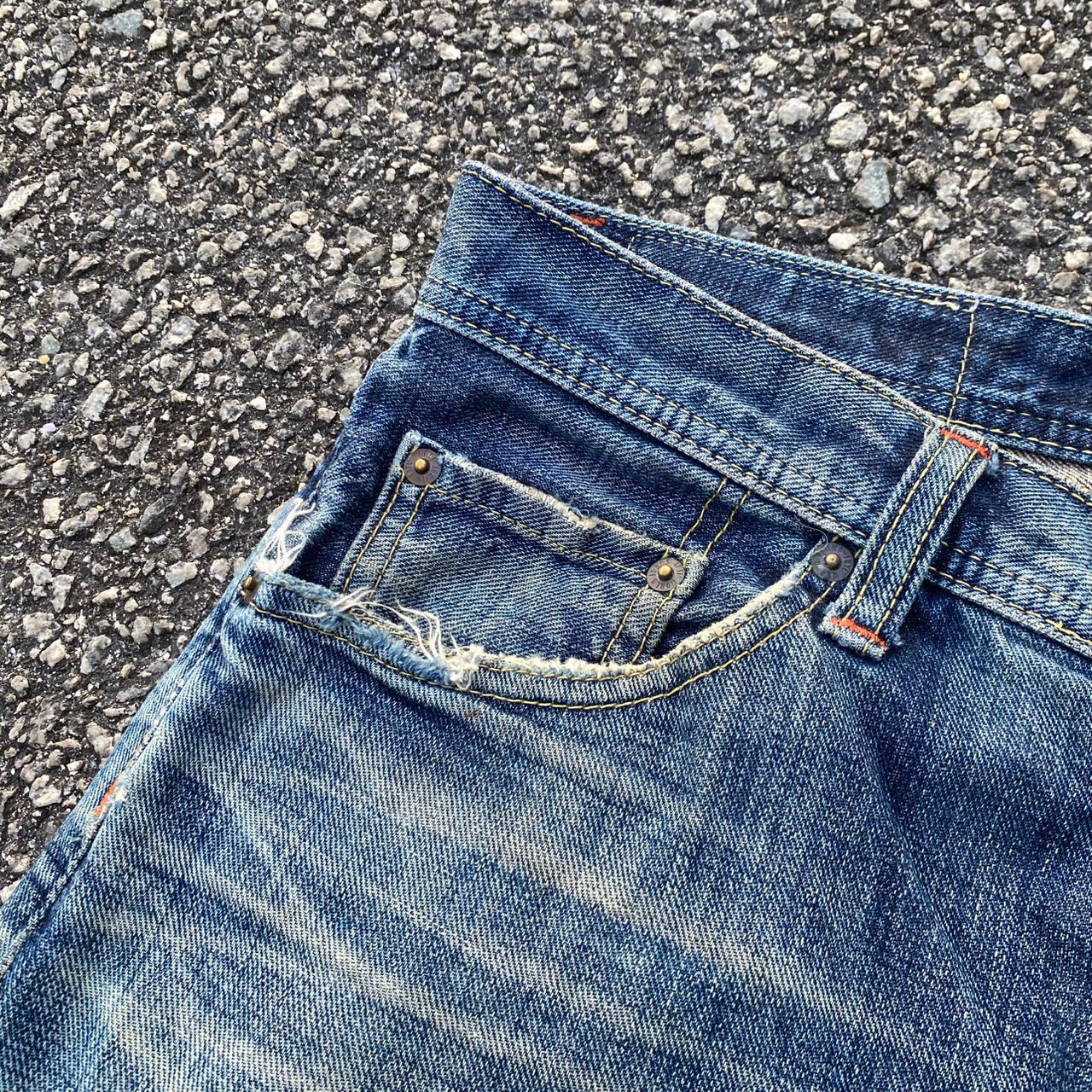 If Six Was Nine Vintage G Heart Limited Edition Distressed Denim Size US 34 / EU 50 - 11 Thumbnail