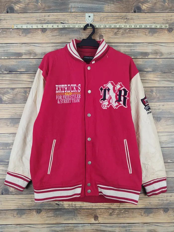 Japanese Brand DL Amore Puro Red Cream Varsity Jackets #W1111 Size US L / EU 52-54 / 3 - 16 Thumbnail