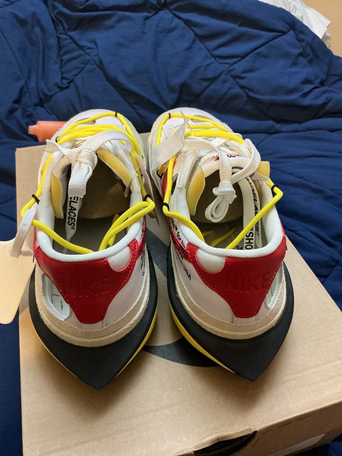 Nike Nike Off-White Blazer Low ‘77 University Red/White 10.5 M Size US 10.5 / EU 43-44 - 4 Thumbnail