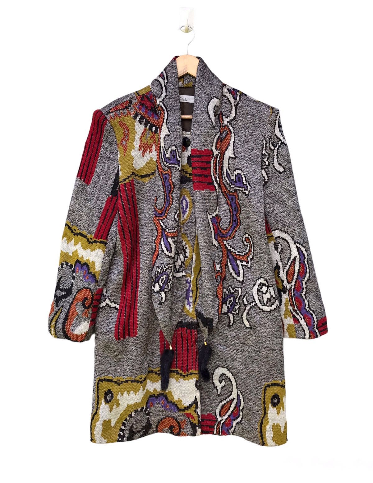 image of Vintage Culture Design in Gray Red, Women's (Size Medium)